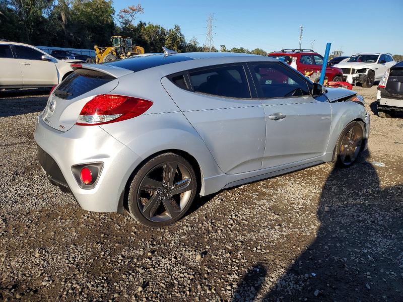 Photo 3 from auction – 2015 HYUNDAI VELOSTER T with VIN KMHTC6AE0FU233133