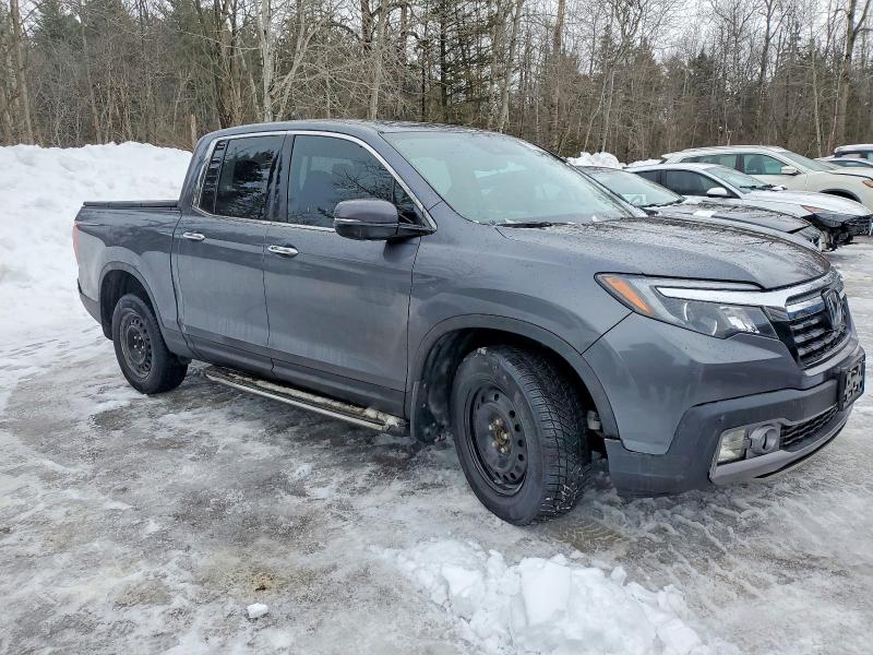 Photo 4 from auction – 2017 HONDA RIDGELINE with VIN 5FPYK3F77HB501362