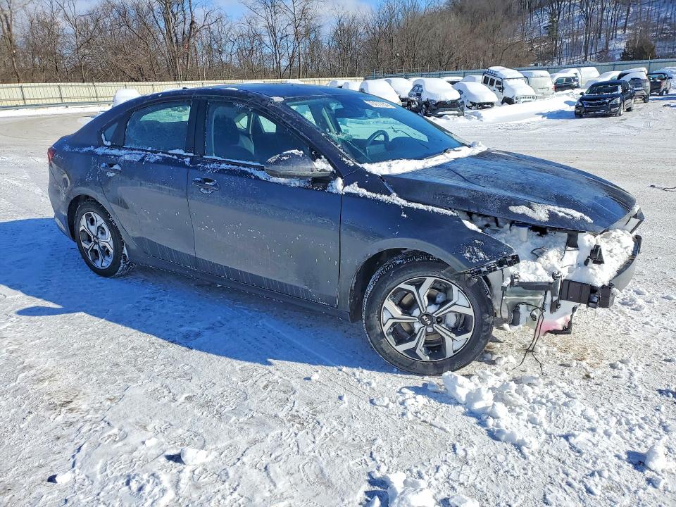 Photo 4 from auction – 2021 KIA FORTE with VIN 3KPF24AD4ME409161