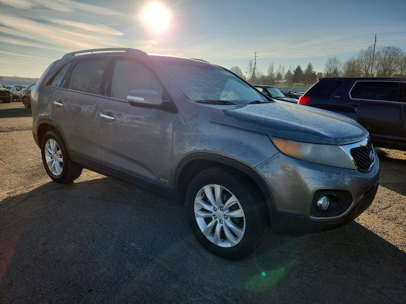 Photo 4 from auction – 2011 KIA SORENTO BA with VIN 5XYKTDA21BG168038