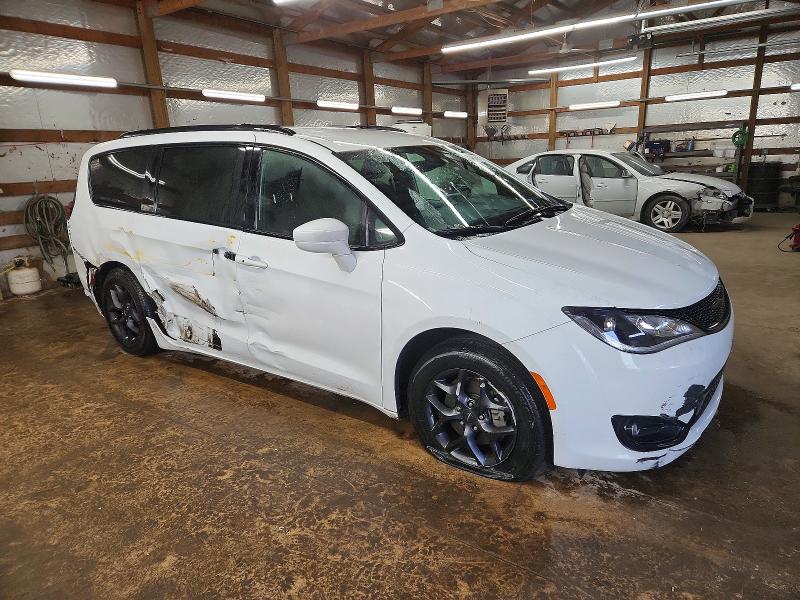Photo 4 from auction – 2020 CHRYSLER PACIFICA T with VIN 2C4RC1EG9LR232990