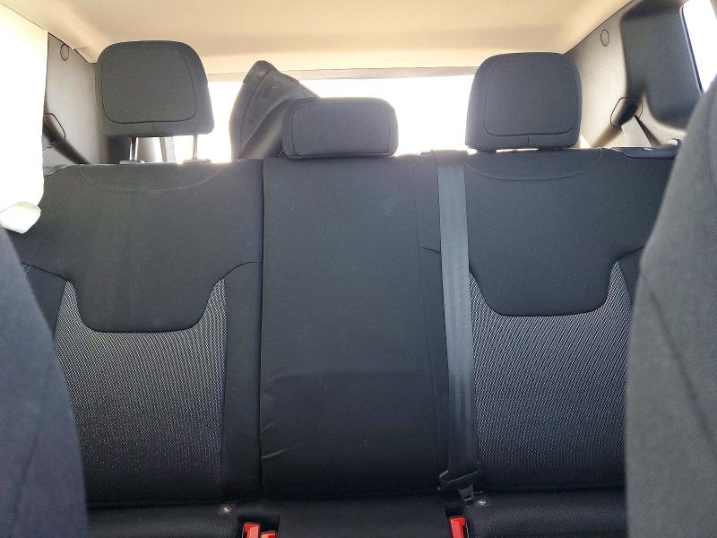 Photo 10 from auction – 2021 JEEP RENEGADE with VIN ZACNJDBB3MPM82534