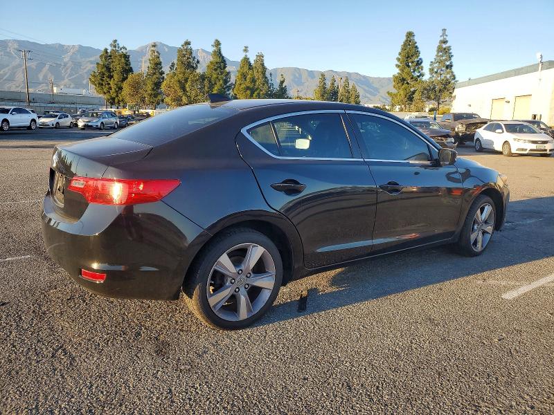 Photo 3 from auction – 2014 ACURA ILX 20 PRE with VIN 19VDE1F53EE006796