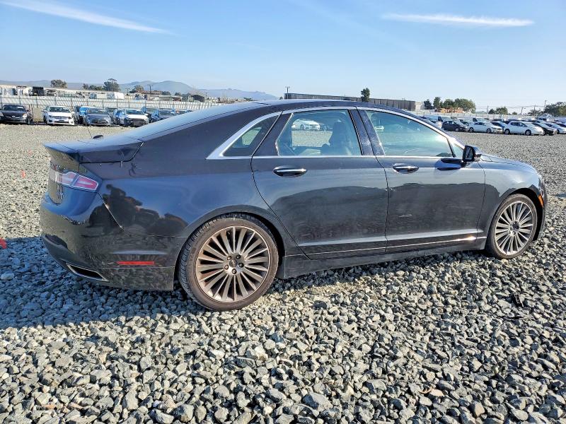 Photo 3 from auction – 2014 LINCOLN MKZ with VIN 3LN6L2LU4ER801853