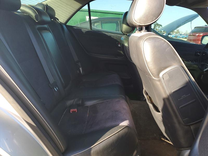 Photo 10 from auction – 2002 LEXUS IS 300 with VIN JTHBD192820050654