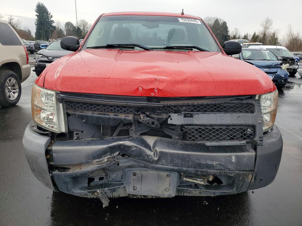 Photo 5 from auction – 2008 CHEVROLET SILVERADO with VIN 1GCEC14X78Z316478
