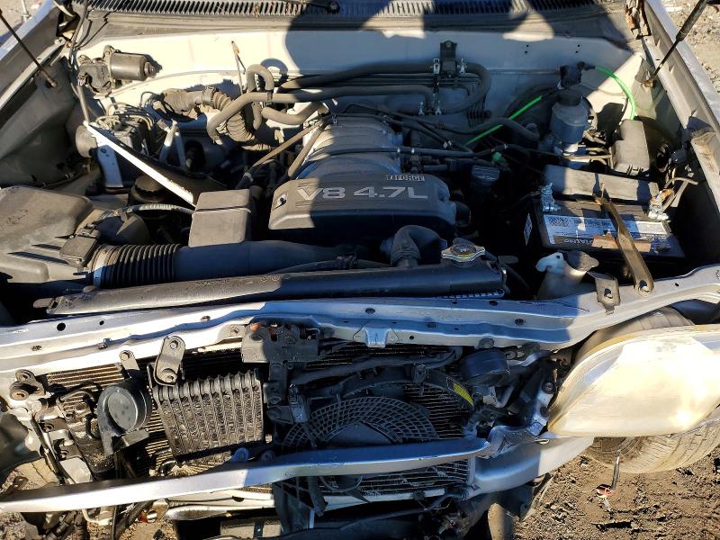 Photo 12 from auction – 2002 TOYOTA SEQUOIA with VIN 5TDBT44AX2S062998