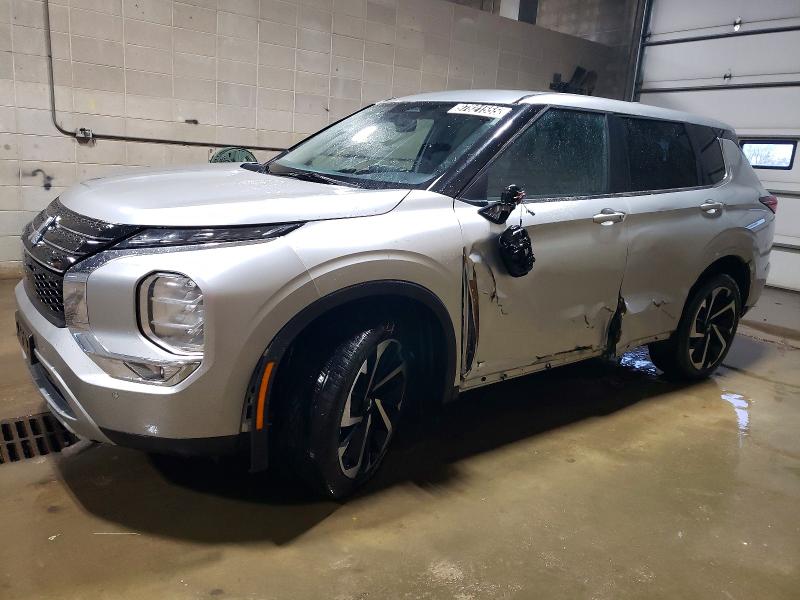 MITSUBISHI OUTLANDER 2023 with VIN JA4J3UA80PZ032048 - Photo from auction