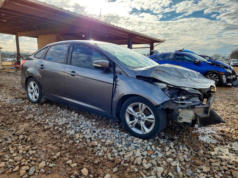 Photo 4 from auction – 2014 FORD FOCUS with VIN 1FADP3F24EL133010