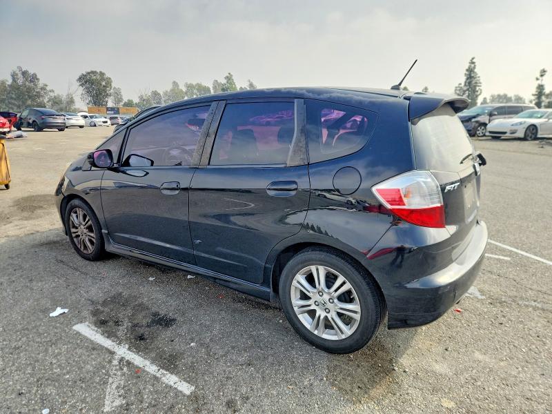 Photo 2 from auction – 2011 HONDA FIT with VIN JHMGE8H53BS010784