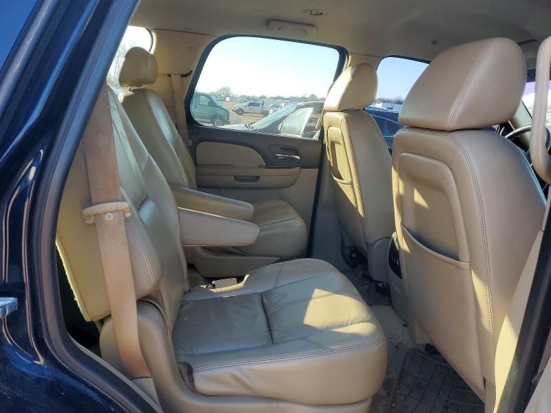 Photo 11 from auction – 2007 GMC YUKON with VIN 1GKFC13J67R186536