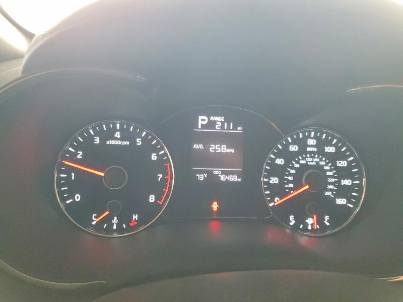 Photo 9 from auction – 2018 KIA FORTE with VIN 3KPFK4A79JE181521