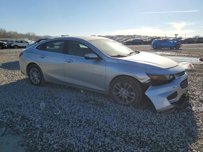 Photo 4 from auction – 2017 CHEVROLET MALIBU with VIN 1G1ZE5ST1HF211769