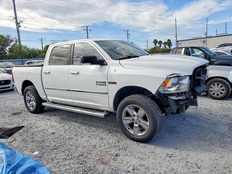 Photo 4 from auction – 2015 RAM 1500 with VIN 1C6RR7LM0FS610599