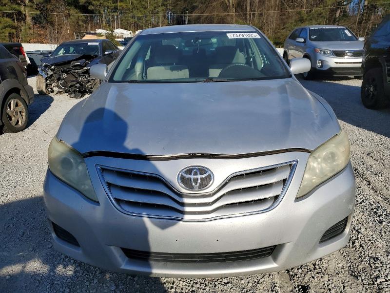 Photo 5 from auction – 2011 TOYOTA CAMRY with VIN 4T1BF3EK7BU646582
