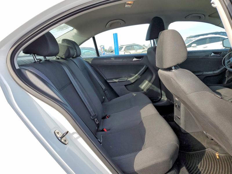 Photo 10 from auction – 2014 VOLKSWAGEN JETTA BASE with VIN 3VW2K7AJ8EM306691