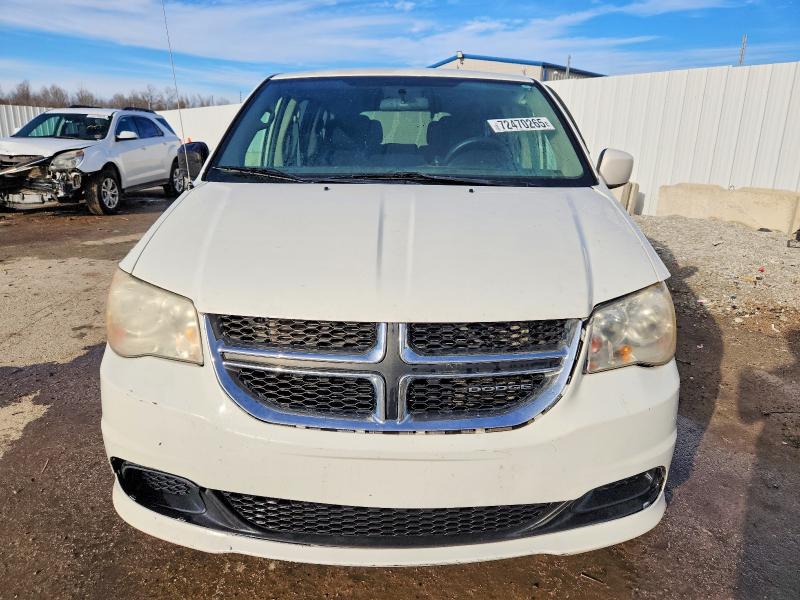 Photo 5 from auction – 2011 DODGE GRAND CARA with VIN 2D4RN3DG0BR617315
