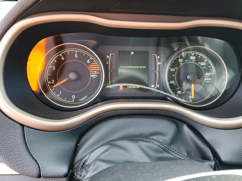 Photo 9 from auction – 2017 JEEP CHEROKEE S with VIN 1C4PJLAB5HW508390
