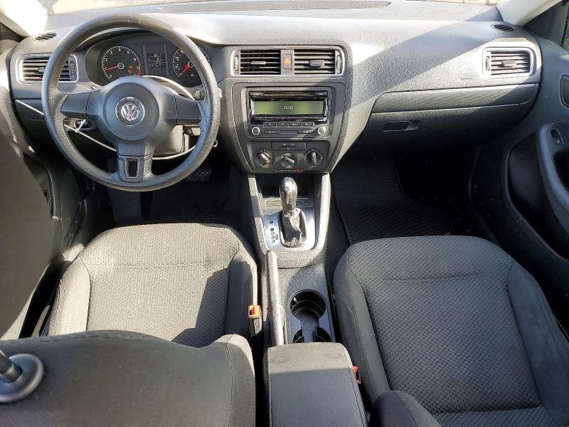 Photo 8 from auction – 2014 VOLKSWAGEN JETTA with VIN 3VW2K7AJ8EM371850