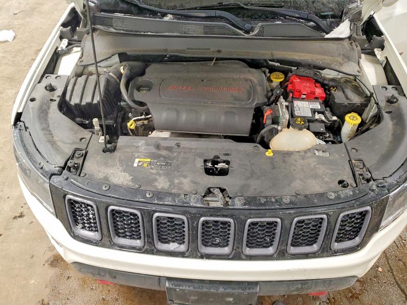 Photo 11 from auction – 2021 JEEP COMPASS with VIN 3C4NJDDB7MT590681