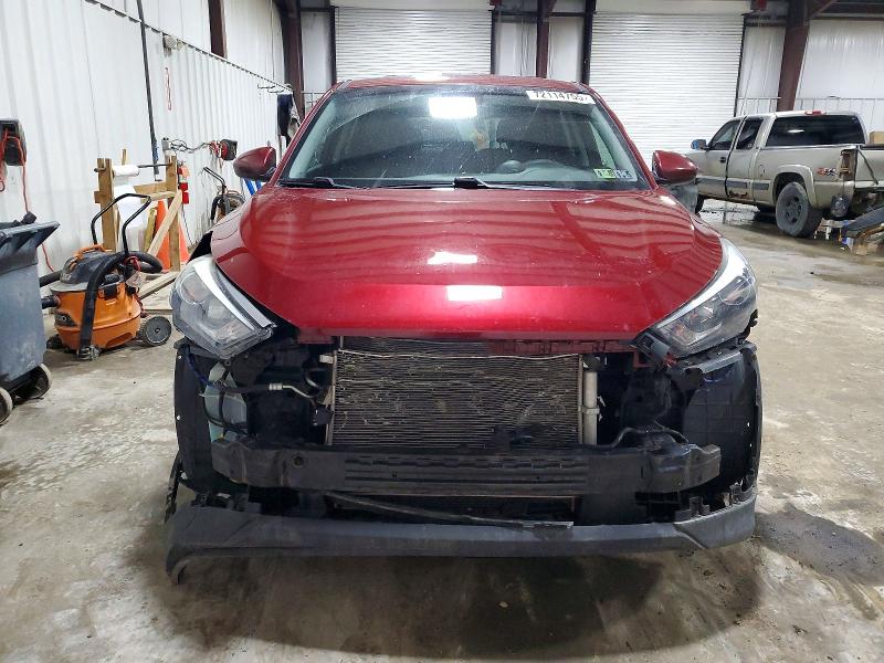 Photo 5 from auction – 2018 HYUNDAI TUCSON SE with VIN KM8J2CA43JU816692