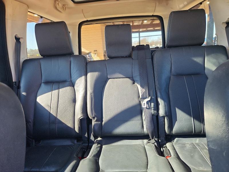 Photo 10 from auction – 2016 LAND ROVER LR4 HSE with VIN SALAG2V64GA798704