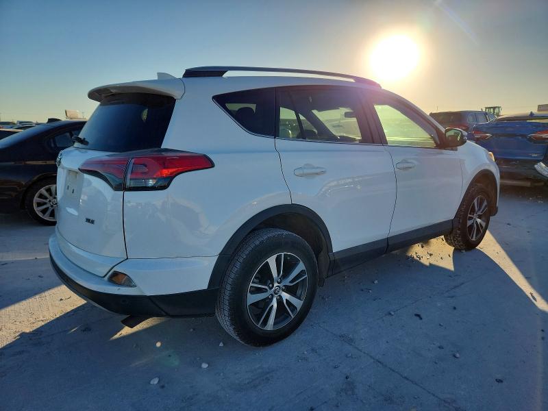 Photo 3 from auction – 2018 TOYOTA RAV4 ADVEN with VIN 2T3WFREV8JW465298
