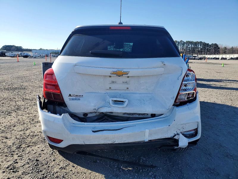 Photo 6 from auction – 2018 CHEVROLET TRAX with VIN KL7CJKSB7JB597333