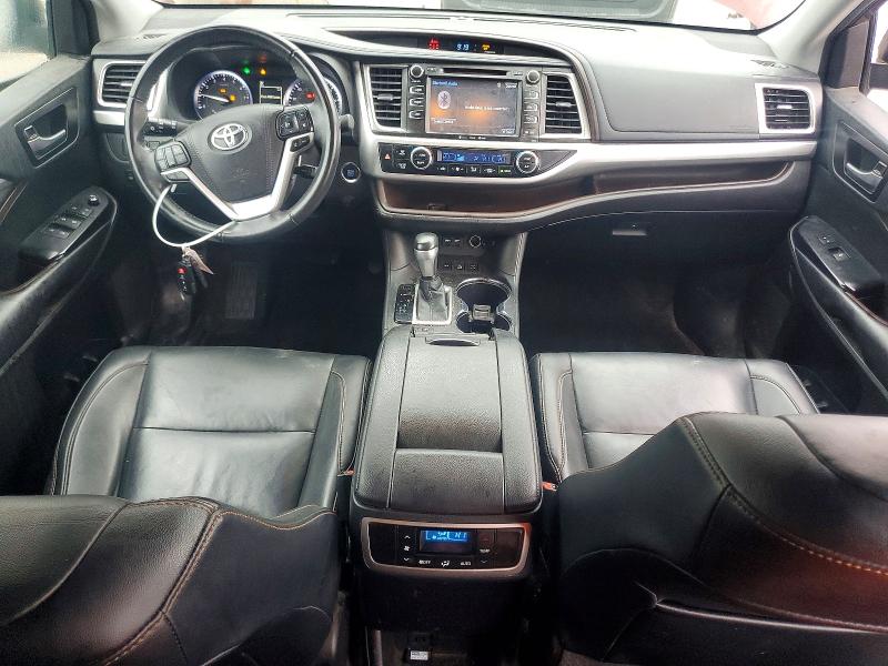 Photo 8 from auction – 2019 TOYOTA HIGHLANDER with VIN 5TDJZRFH1KS997229