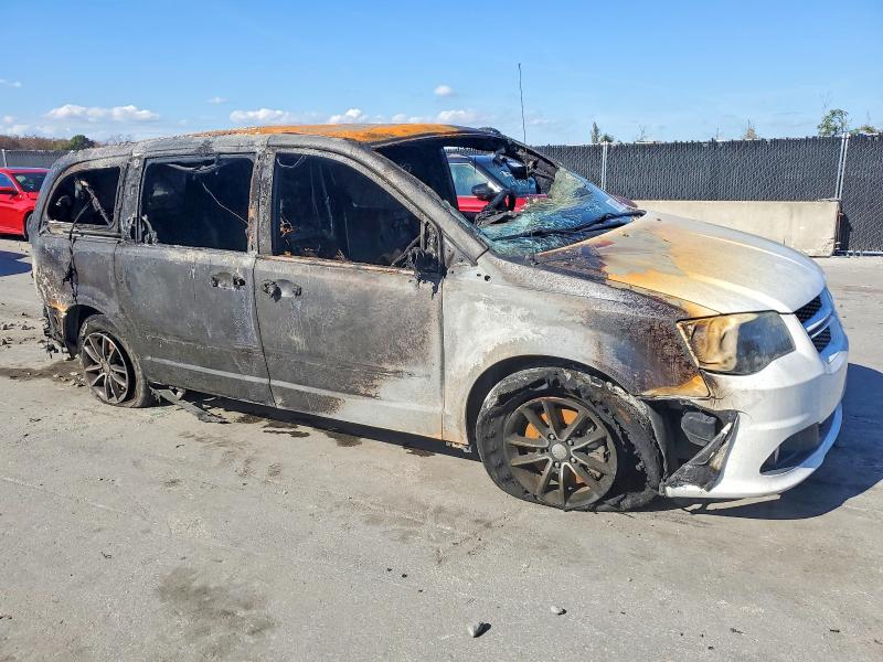 Photo 4 from auction – 2015 DODGE GRAND CARAVAN with VIN 2C4RDGEG6FR603737