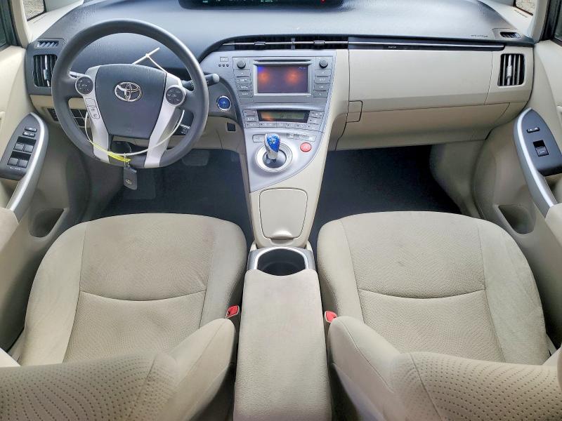Foto 8 de la subasta – 2013 TOYOTA PRIUS con VIN JTDKN3DU3D5572097