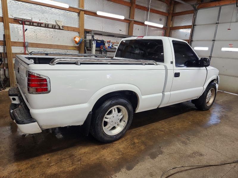 Photo 3 from auction – 2003 GMC SONOMA with VIN 1GTCS14H538270375