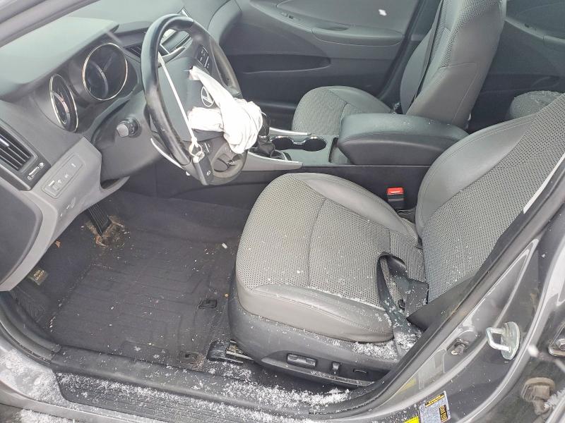 Photo 7 from auction – 2011 HYUNDAI SONATA SE with VIN 5NPEC4AB4BH176429