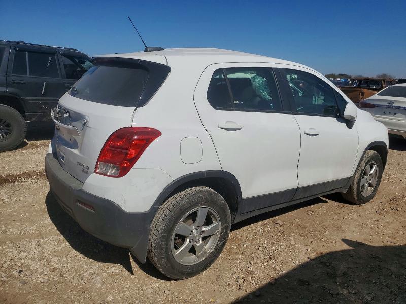 Photo 3 from auction – 2015 CHEVROLET TRAX 1LS with VIN KL7CJPSB3FB101982