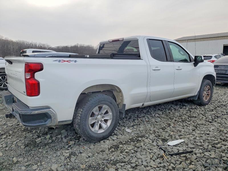 Photo 3 from auction – 2019 CHEVROLET SILVERADO with VIN 1GCRYDEK8KZ383377
