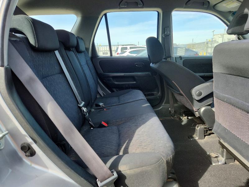 Photo 11 from auction – 2005 HONDA CR-V with VIN JHLRD78565C046395
