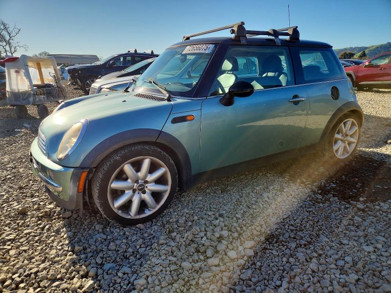 MINI COOPER 2002 with VIN WMWRC33402TC38267 - Photo from auction