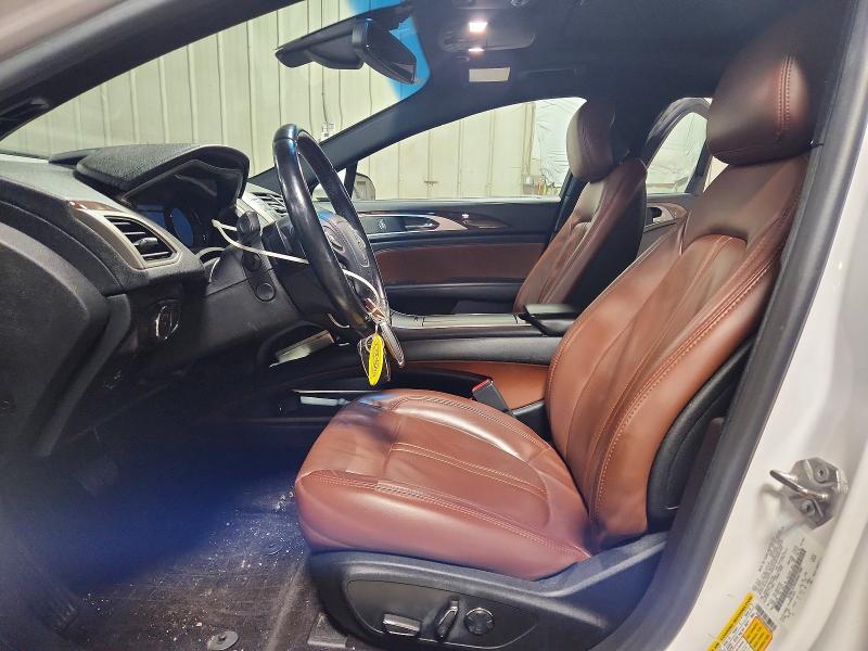 Photo 7 from auction – 2017 LINCOLN MKZ with VIN 3LN6L5F99HR607980