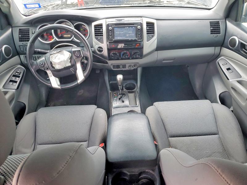 Photo 8 from auction – 2015 TOYOTA TACOMA DOU with VIN 3TMLU4EN4FM205999