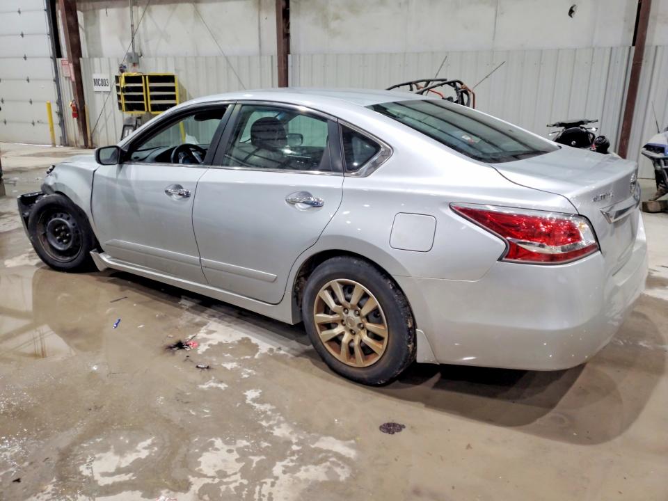 Photo 2 from auction – 2015 NISSAN ALTIMA 2.5 with VIN 1N4AL3AP7FN401393