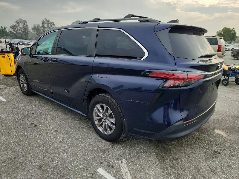 Photo 2 from auction – 2022 TOYOTA SIENNA with VIN 5TDBRKEC3NS131814