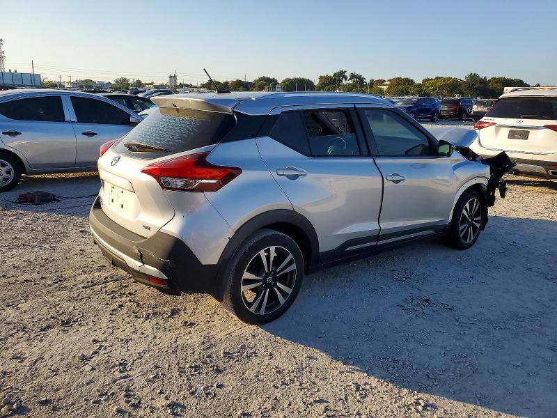 Photo 3 from auction – 2019 NISSAN KICKS with VIN 3N1CP5CU0KL561537