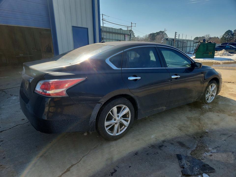 Photo 3 from auction – 2015 NISSAN ALTIMA 2.5 with VIN 1N4AL3APXFC110656