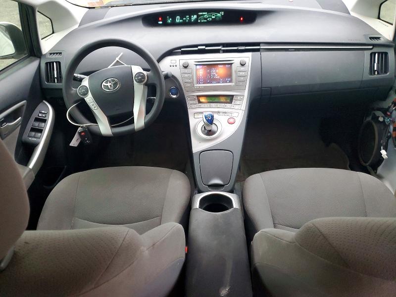 Photo 8 from auction – 2015 TOYOTA PRIUS with VIN JTDKN3DUXF0461014