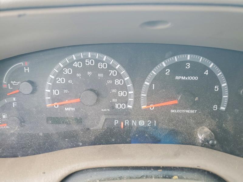 Photo 9 from auction – 2002 FORD F150 with VIN 1FTRX172X2NB25982