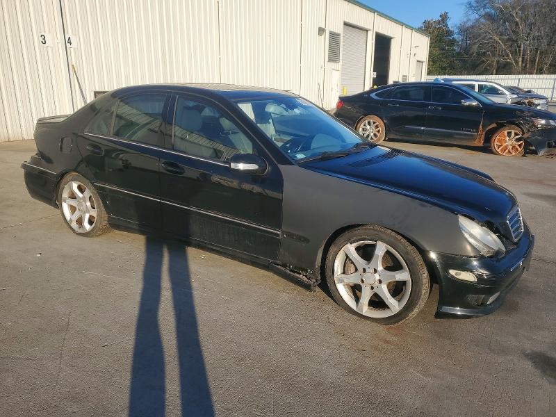 Photo 4 from auction – 2007 MERCEDES-BENZ C with VIN WDBRF52H87F931227