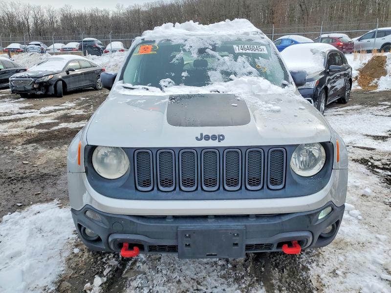 Photo 5 from auction – 2015 JEEP RENEGADE T with VIN ZACCJBCT8FPB50940