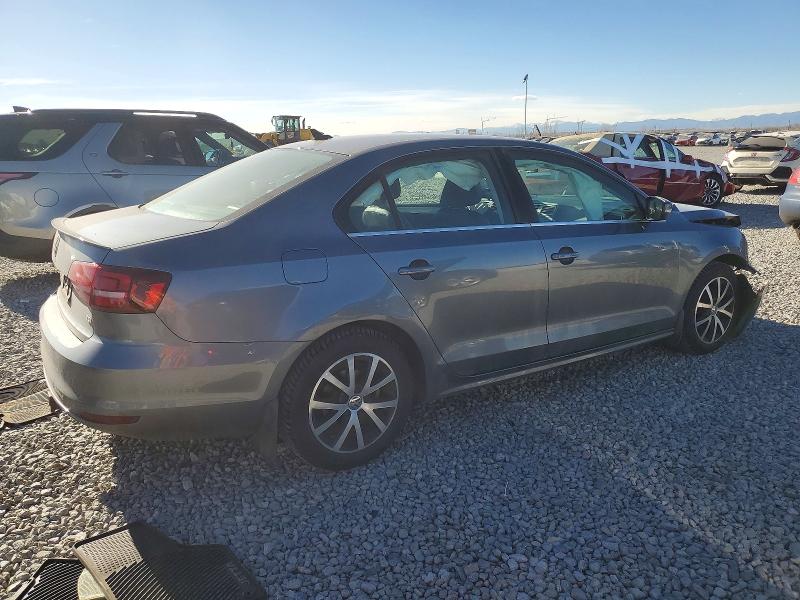 Photo 3 from auction – 2017 VOLKSWAGEN JETTA SE with VIN 3VWDB7AJ3HM352166