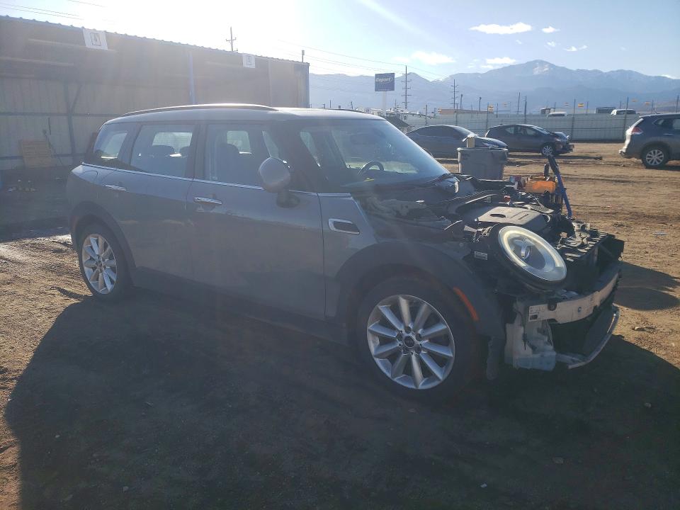 Photo 4 from auction – 2016 MINI COOPER CLU with VIN WMWLN5C58G2E30408