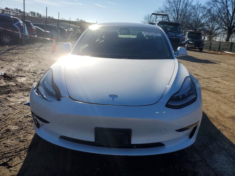 Photo 5 from auction – 2019 TESLA MODEL 3 with VIN 5YJ3E1EB7KF452899